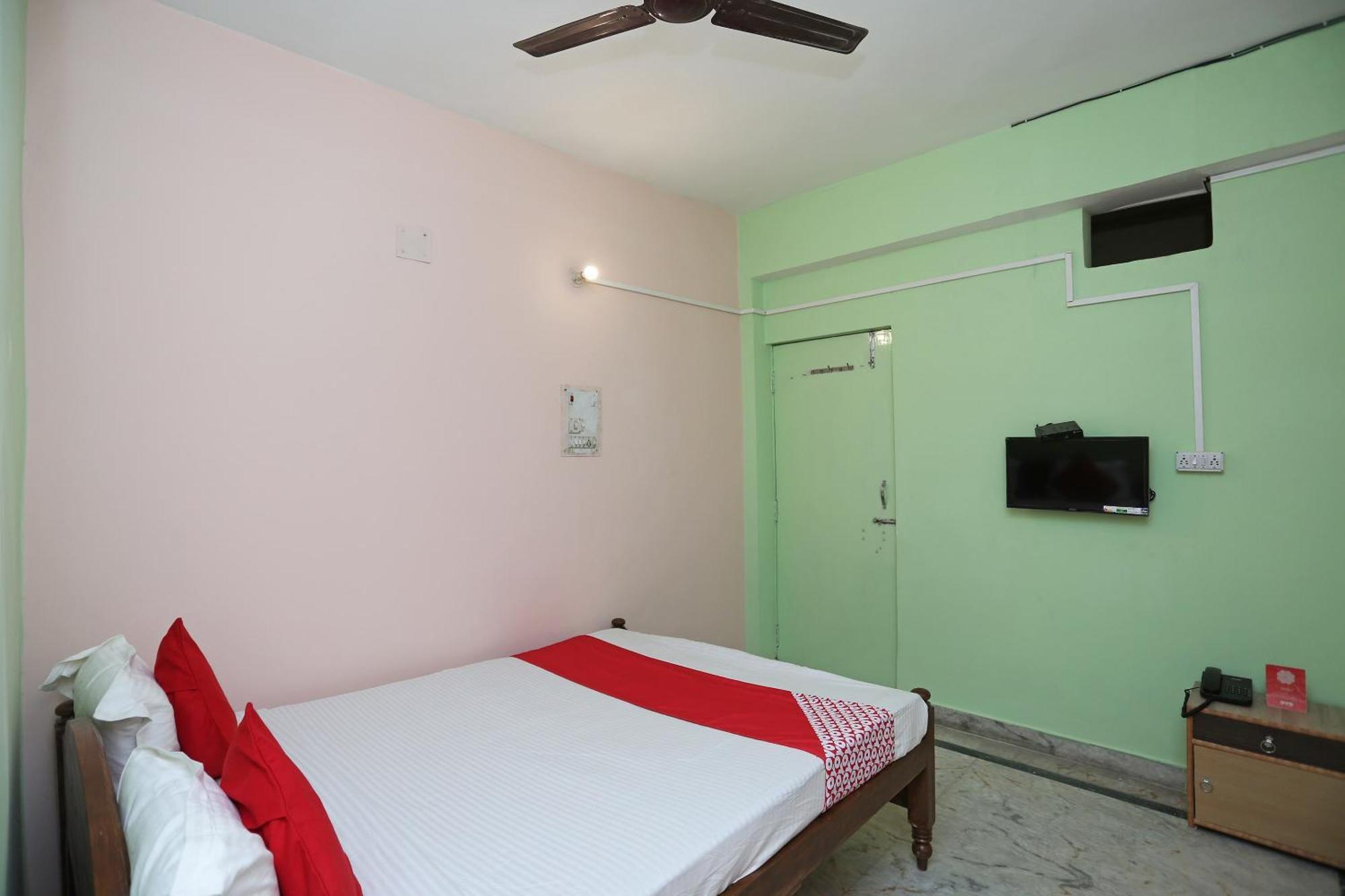 Hotel O New Urvashi Hajipur Bagian luar foto