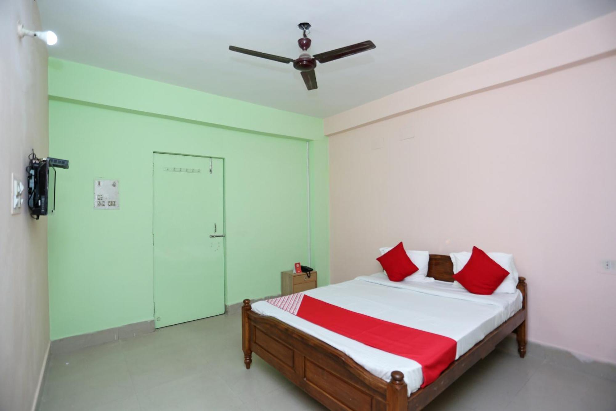 Hotel O New Urvashi Hajipur Bagian luar foto
